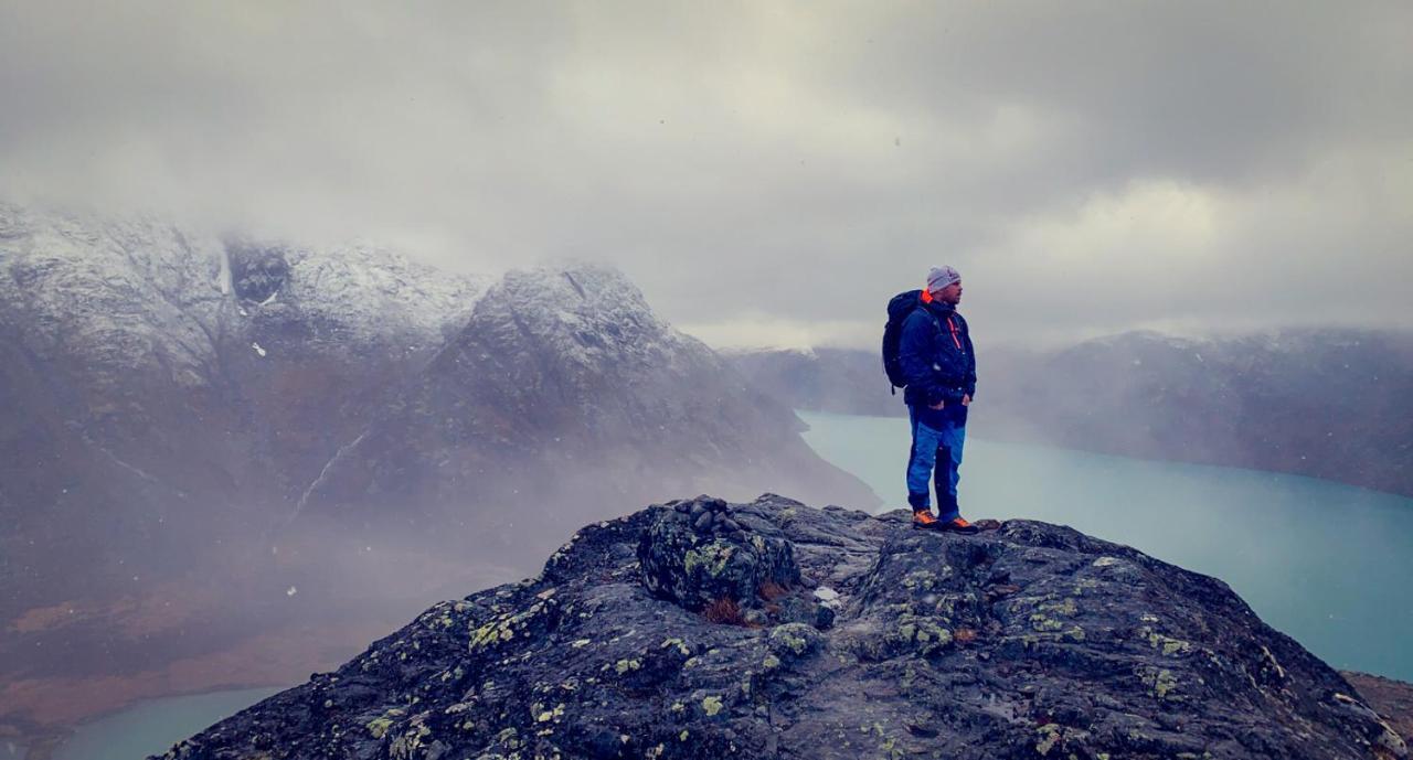 Lemonsjoen-Jotunheimen-Besseggen Villa Stuttgongfossen Exteriör bild
