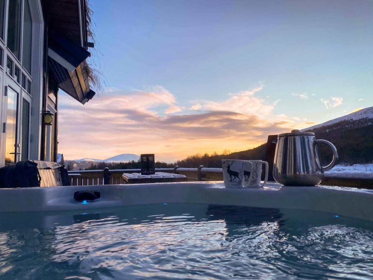 Lemonsjoen-Jotunheimen-Besseggen Villa Stuttgongfossen Exteriör bild